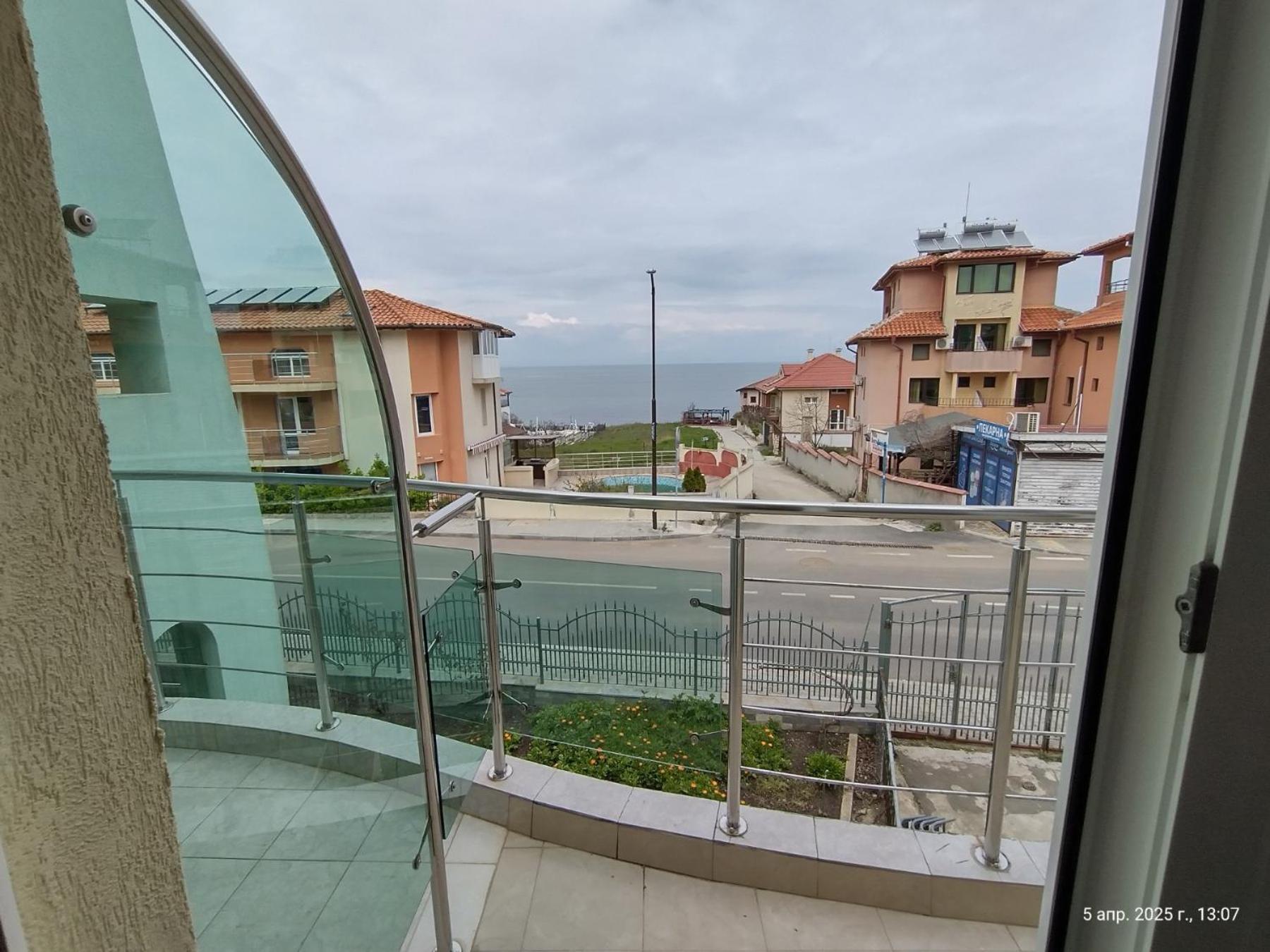 Family Hotel Coral Szozopol Kültér fotó