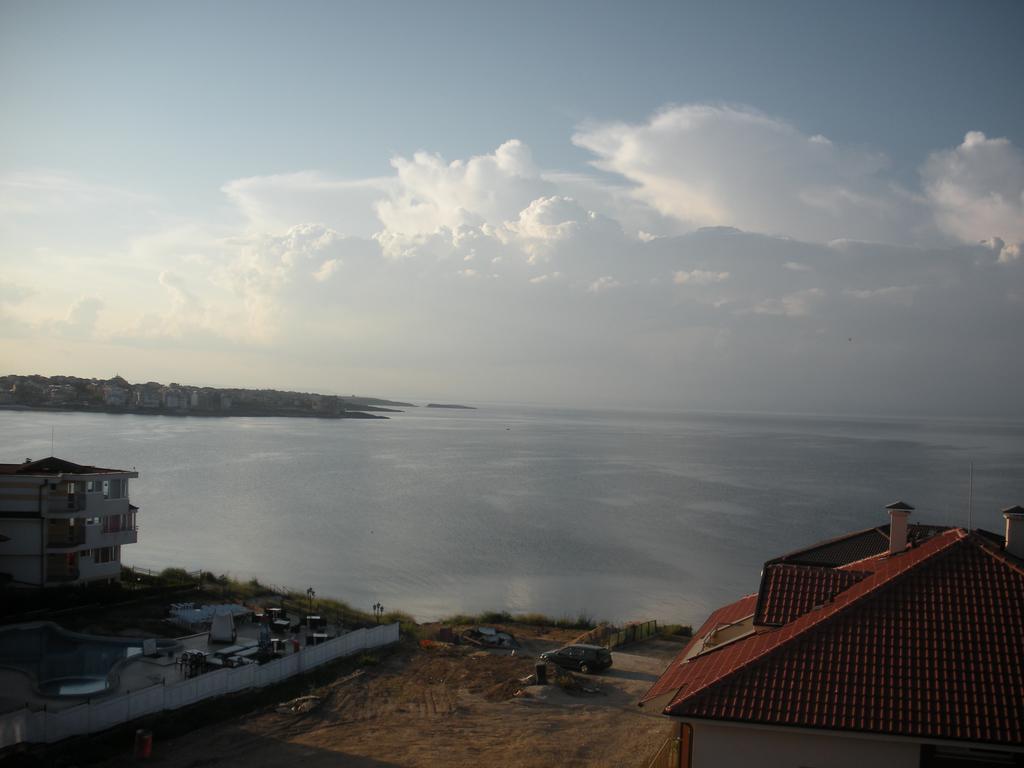 Family Hotel Coral Szozopol Kültér fotó
